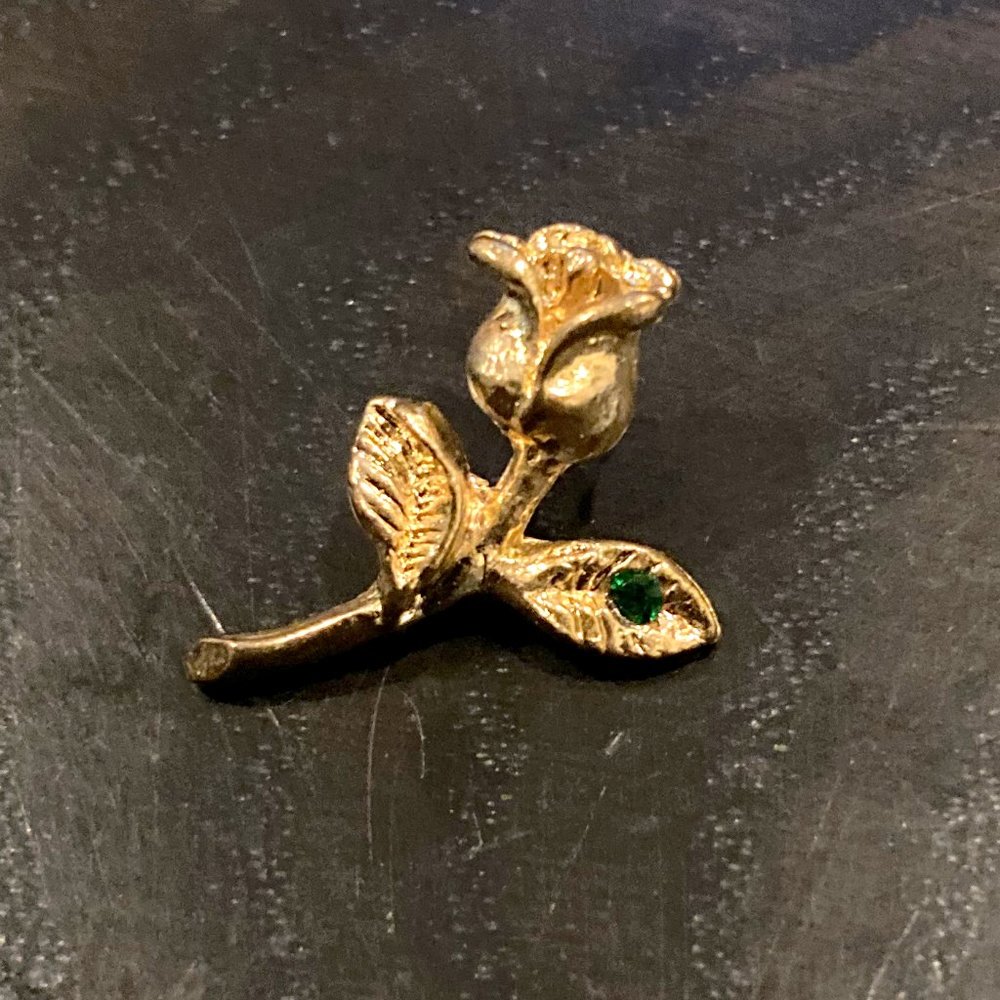 Gold Rose Pin Brooch .25 inch